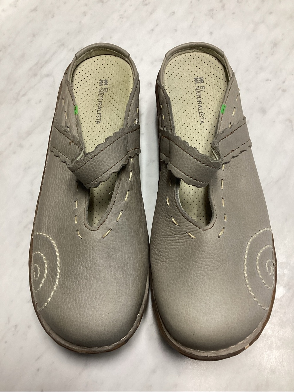 El Naturalista  Slip On Mary Janes
